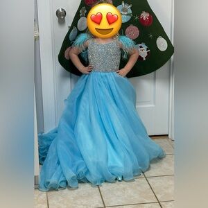 Girls yunyunhe Pageant 
Sparkling Blue Gown with Feather Details